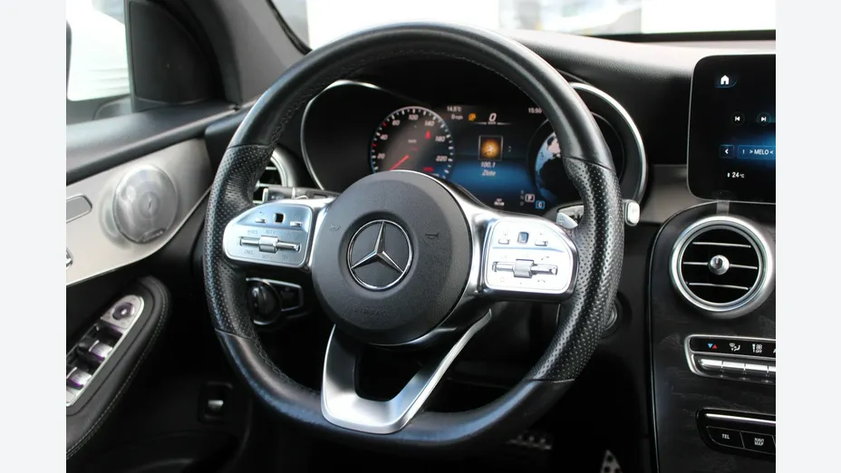MERCEDES-BENZ GLC -