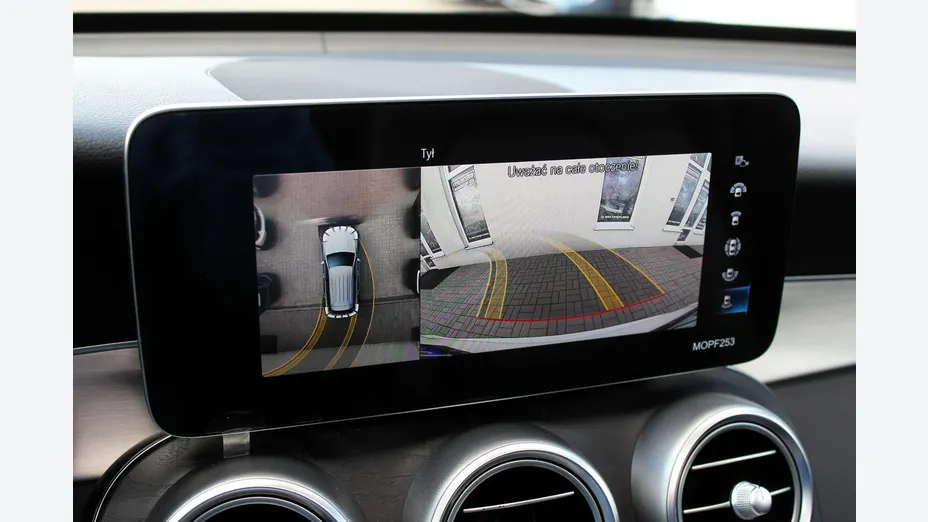 MERCEDES-BENZ GLC -