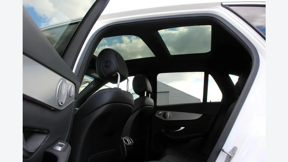 MERCEDES-BENZ GLC -