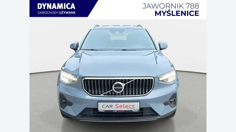 VOLVO XC40 -
