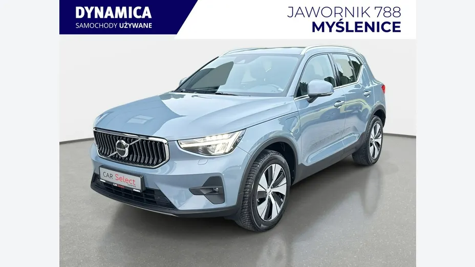 VOLVO XC40 -