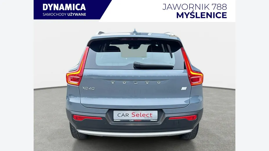 VOLVO XC40 -