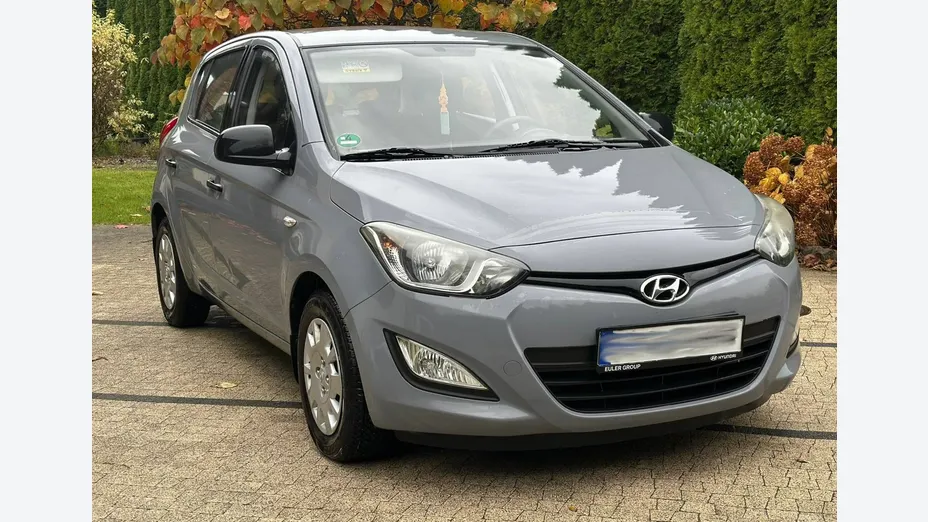 HYUNDAI i20 -