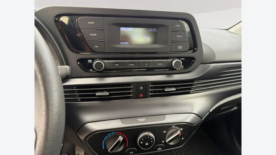 HYUNDAI i20 -