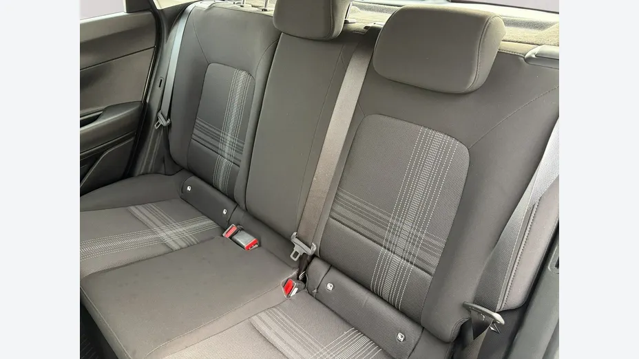 HYUNDAI i20 -