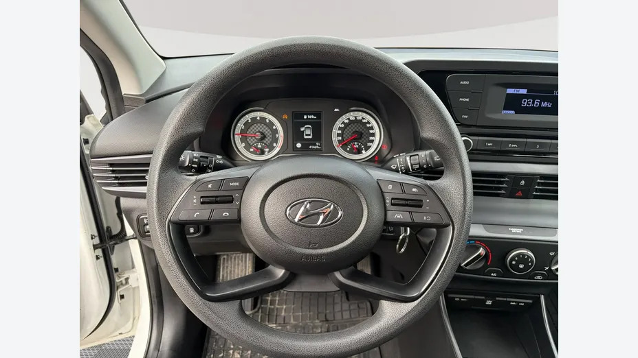 HYUNDAI i20 -