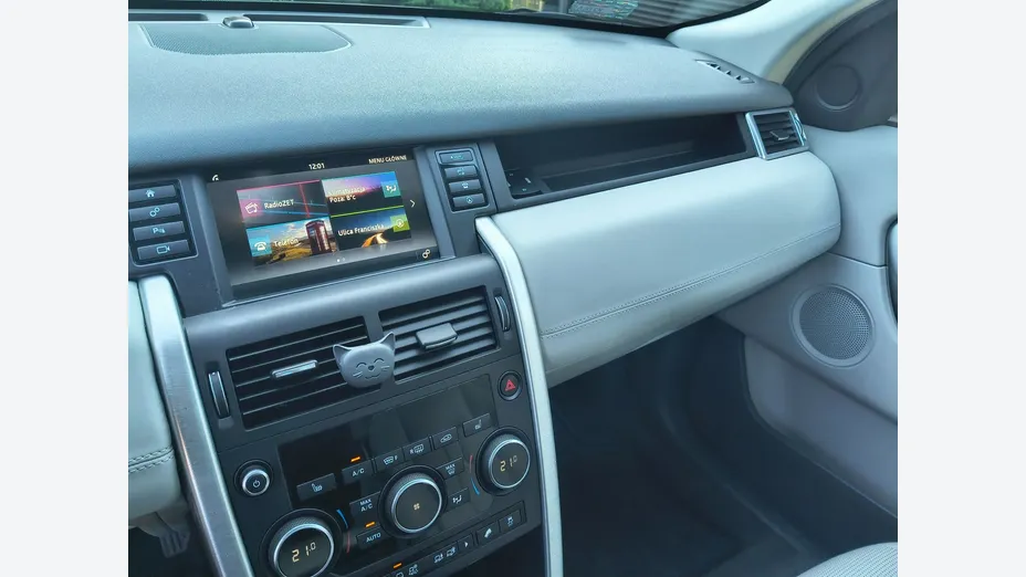 LAND ROVER Discovery Sport -