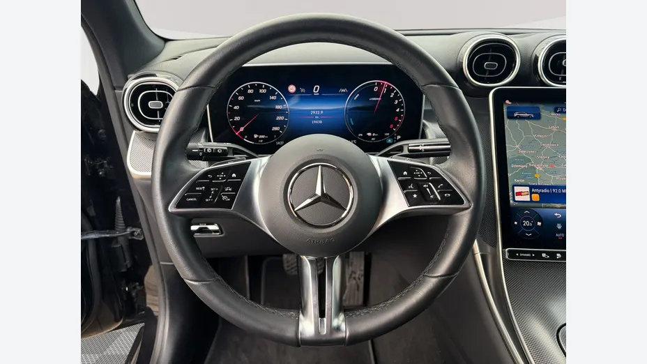 MERCEDES-BENZ GLC -