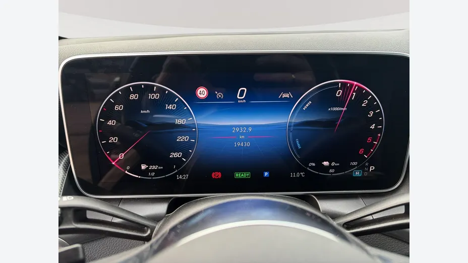 MERCEDES-BENZ GLC -