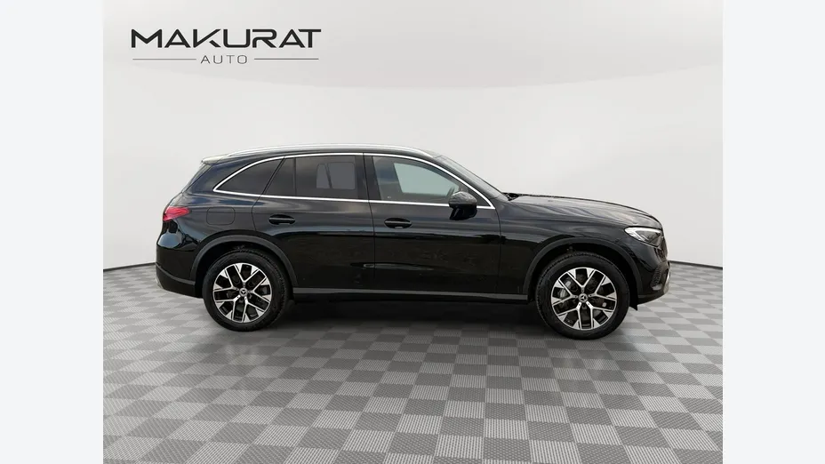 MERCEDES-BENZ GLC -