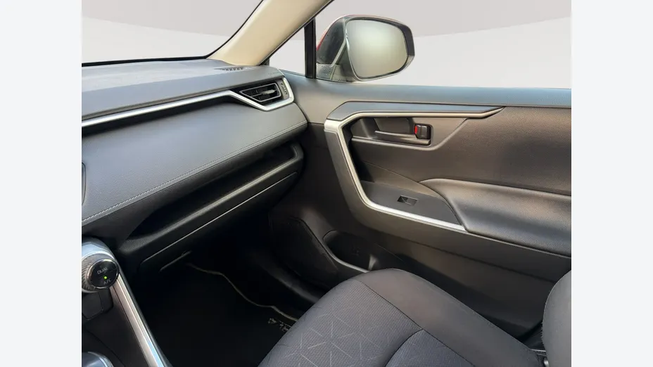 TOYOTA RAV4 -