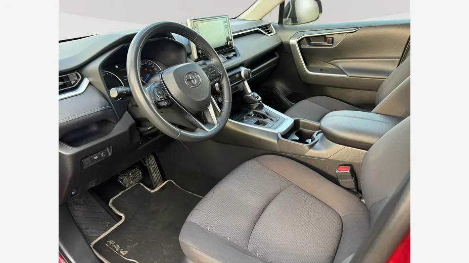TOYOTA RAV4 -