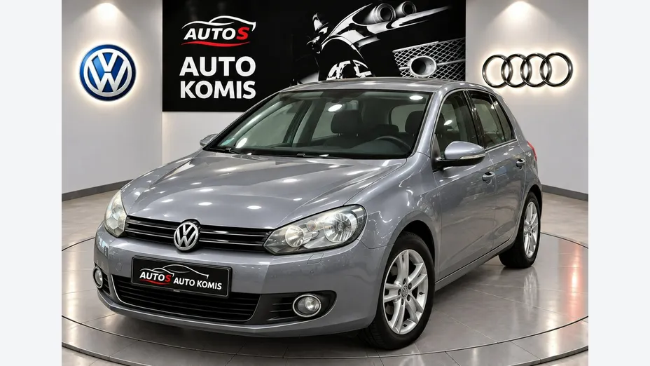 VOLKSWAGEN Golf -