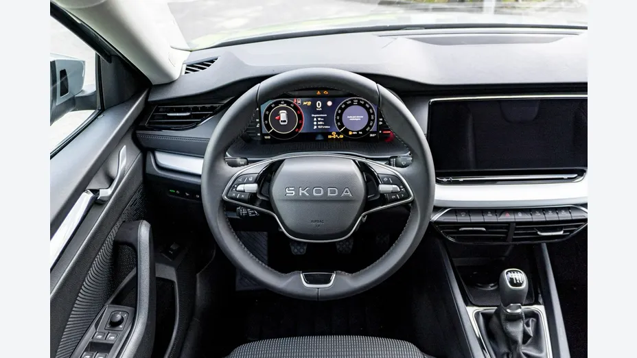 SKODA Octavia -