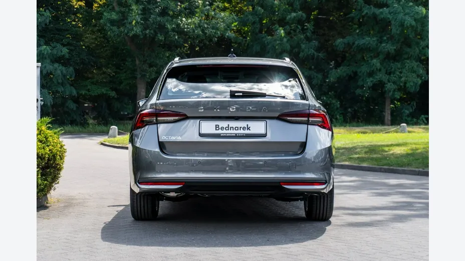 SKODA Octavia -