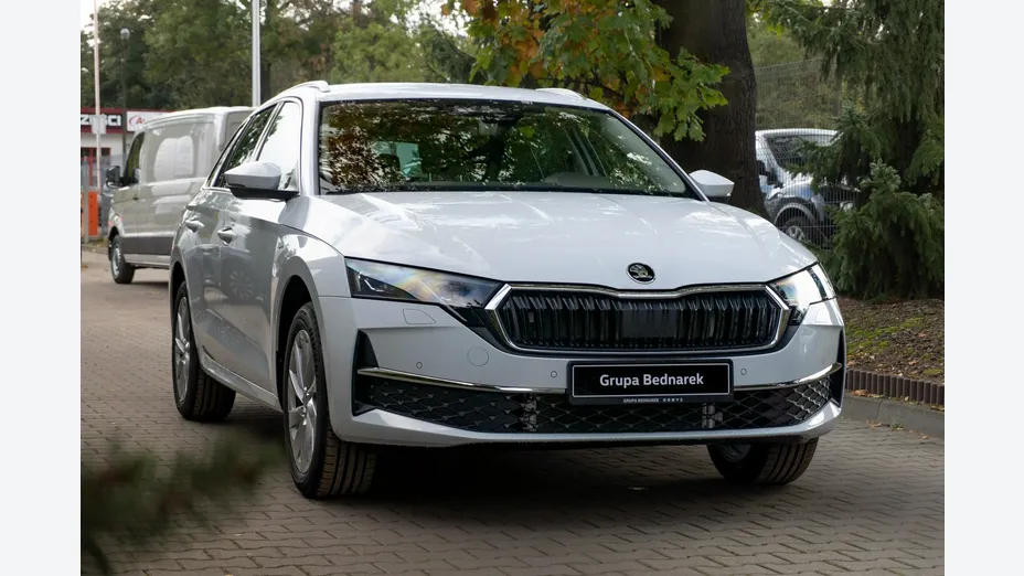 SKODA Octavia -