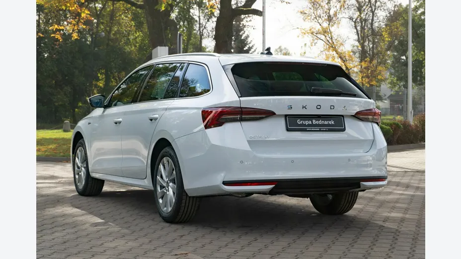 SKODA Octavia -
