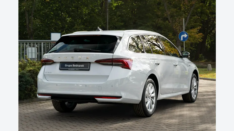 SKODA Octavia -