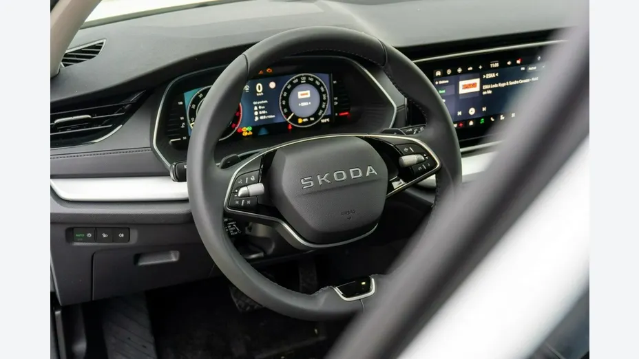 SKODA Octavia -
