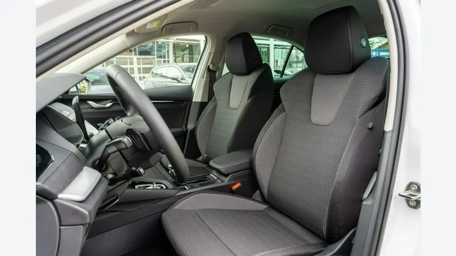 SKODA Octavia -