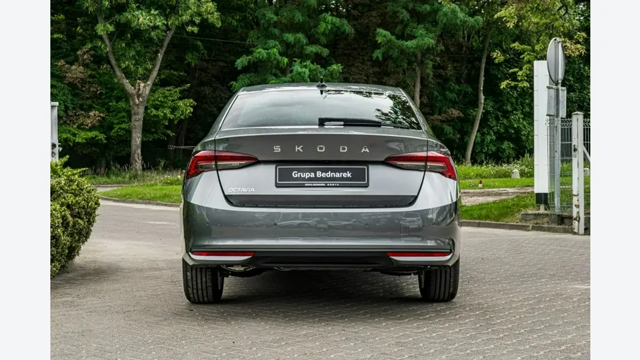 SKODA Octavia -