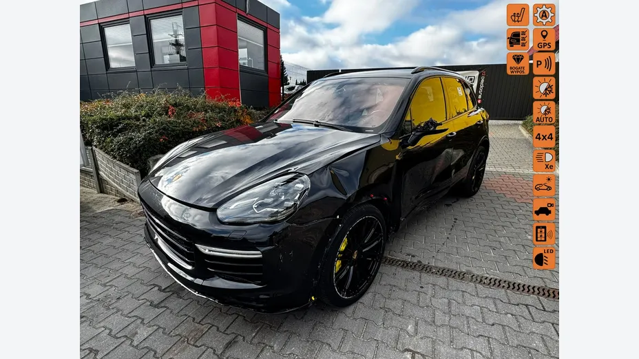 PORSCHE Cayenne -