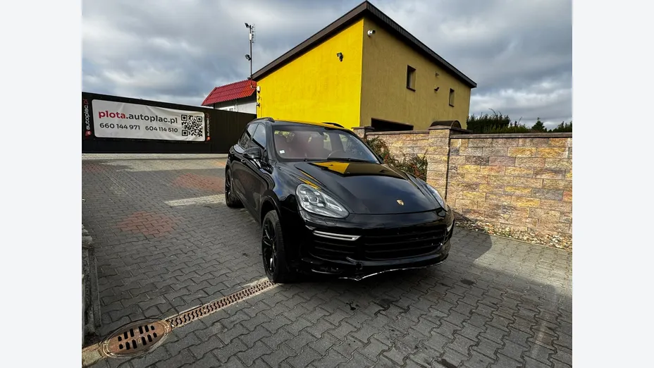 PORSCHE Cayenne -