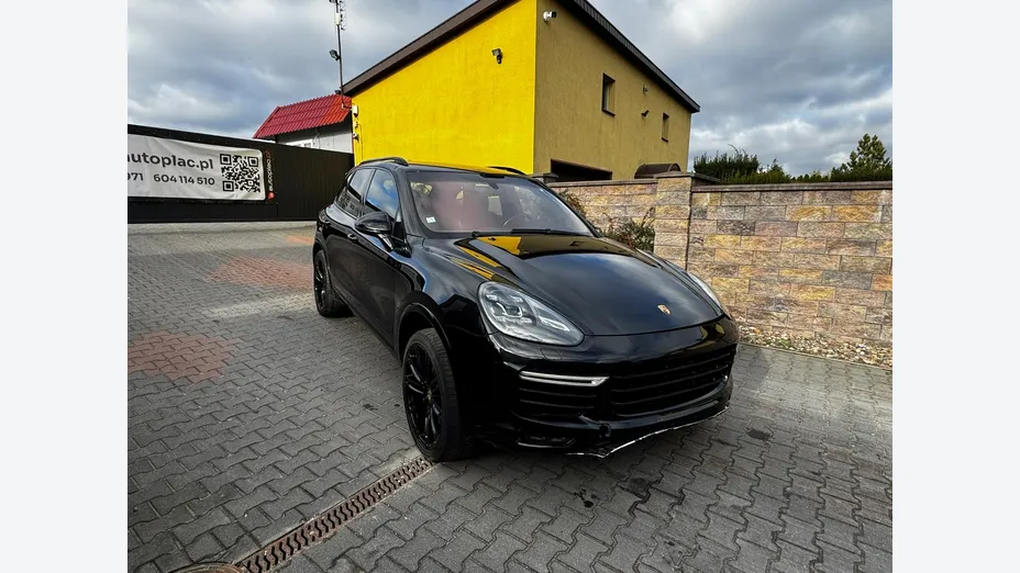 PORSCHE Cayenne -