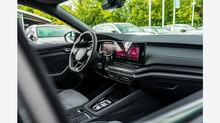 SKODA Octavia -