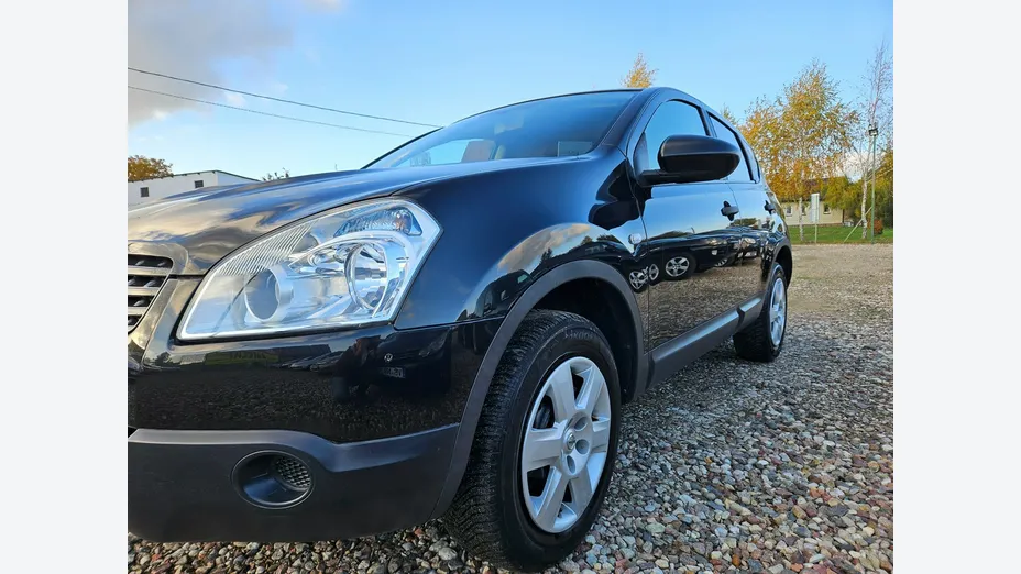NISSAN Qashqai -