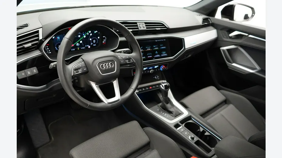 AUDI Q3 Sportback -
