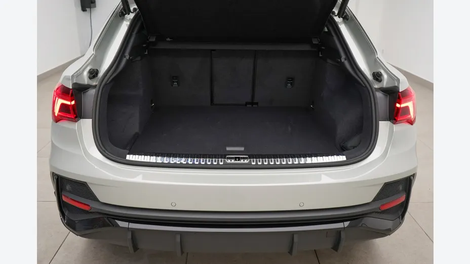 AUDI Q3 Sportback -