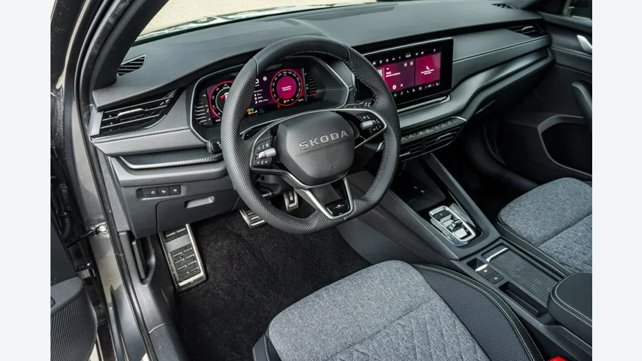 SKODA Octavia -