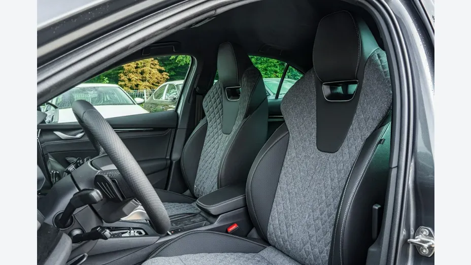 SKODA Octavia -