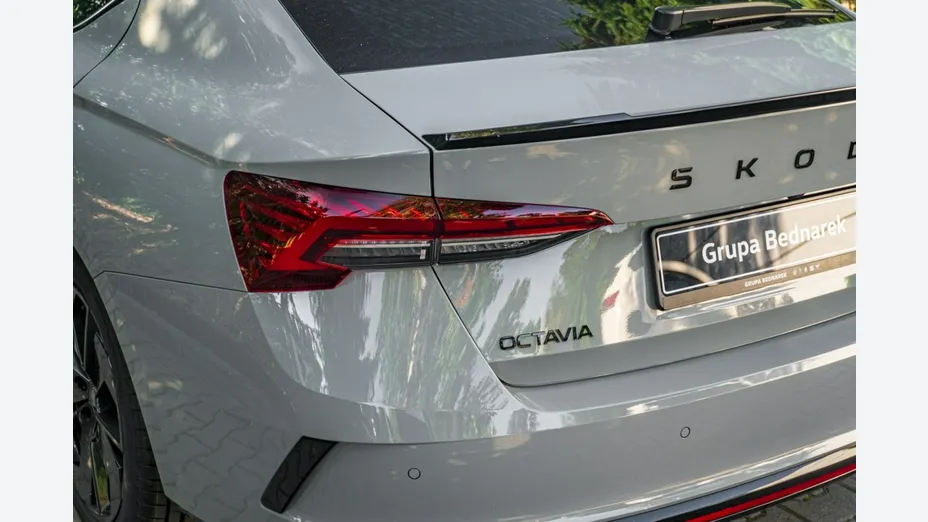 SKODA Octavia -
