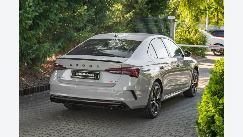 SKODA Octavia -