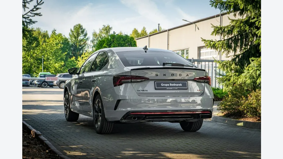 SKODA Octavia -