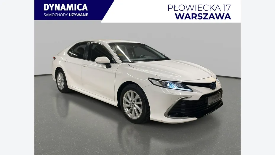 TOYOTA Camry -