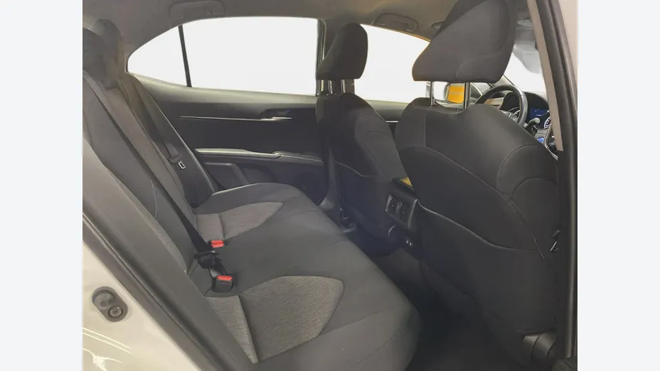 TOYOTA Camry -