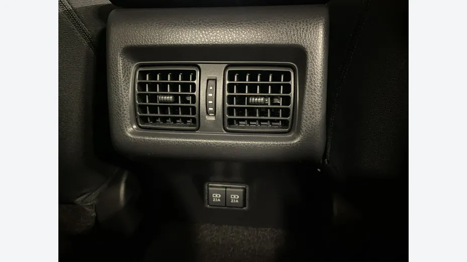 TOYOTA Camry -