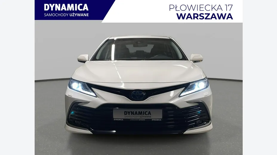 TOYOTA Camry -