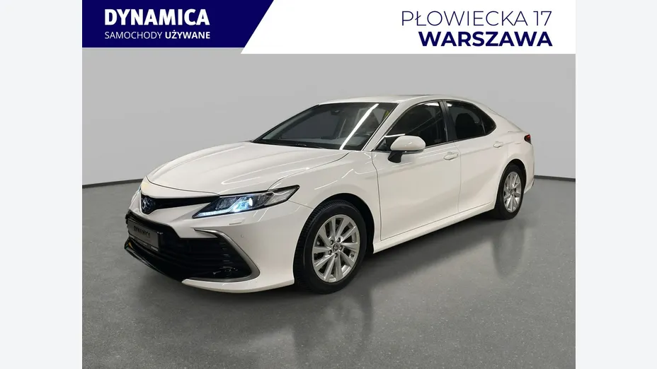TOYOTA Camry -