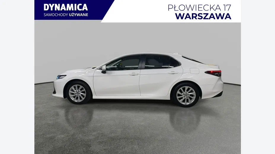 TOYOTA Camry -
