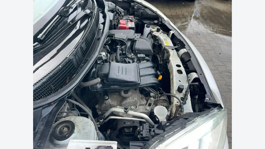 NISSAN Micra -