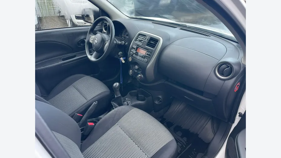 NISSAN Micra -