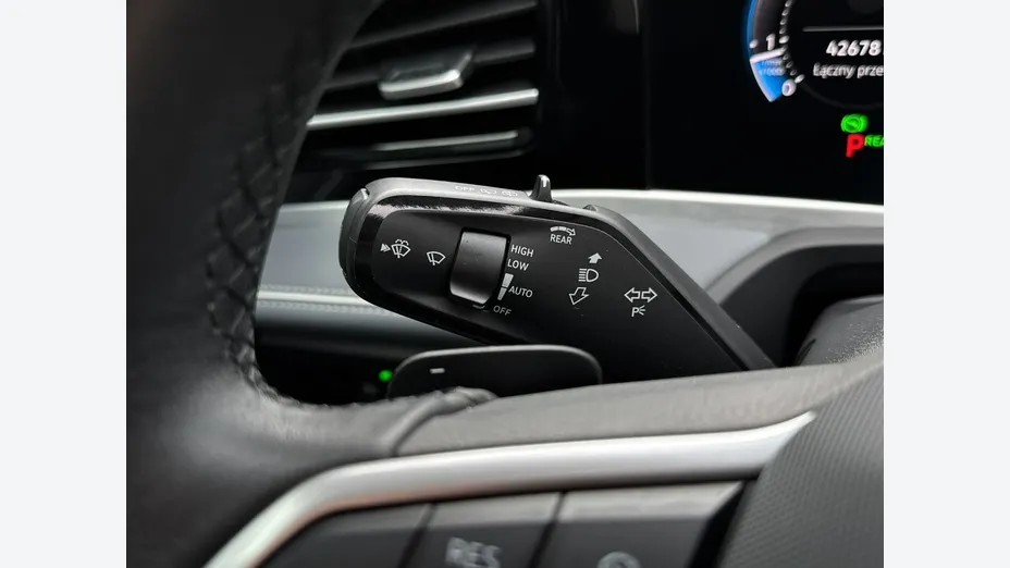 VOLKSWAGEN Passat -