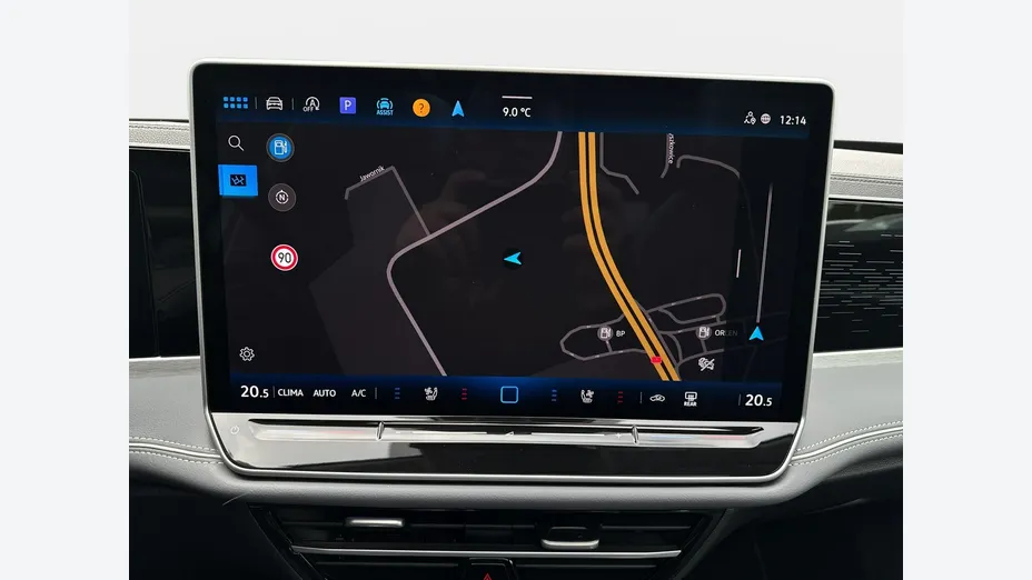 VOLKSWAGEN Passat -