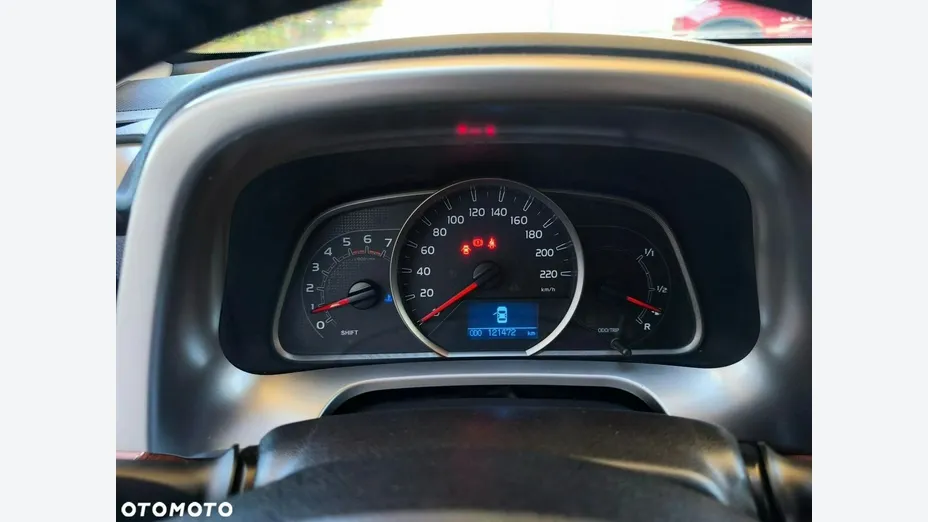 TOYOTA RAV4 -