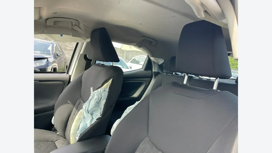 TOYOTA Yaris -