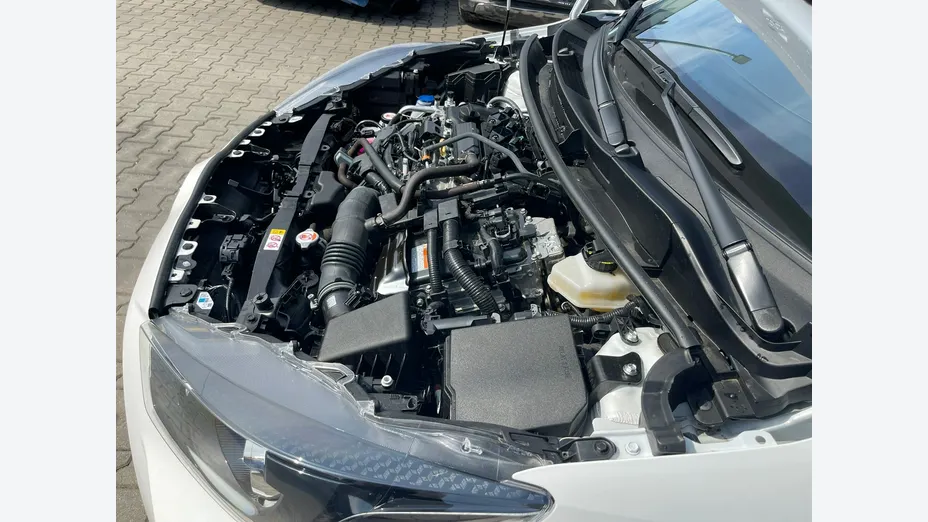 TOYOTA Yaris -
